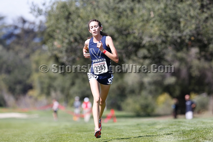 2014StanfordD1Girls-254.JPG - D1 girls race at the Stanford Invitational, September 27, Stanford Golf Course, Stanford, California.