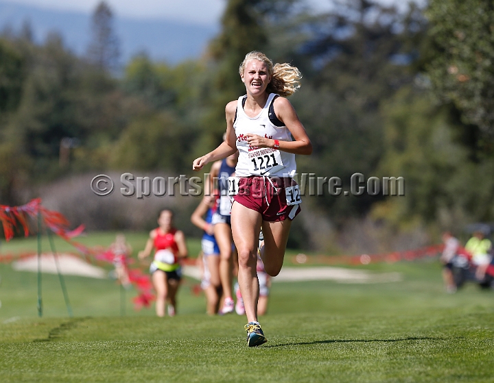 2014StanfordD1Girls-259.JPG - D1 girls race at the Stanford Invitational, September 27, Stanford Golf Course, Stanford, California.