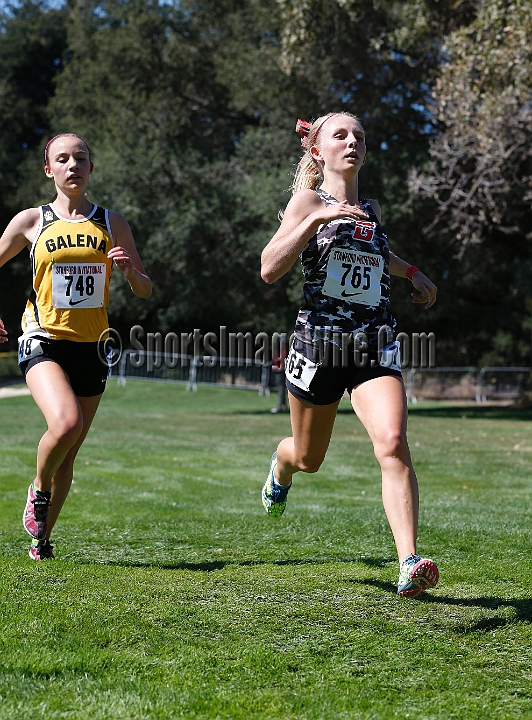 2014StanfordD2Girls-092.JPG - D2 girls race at the Stanford Invitational, September 27, Stanford Golf Course, Stanford, California.
