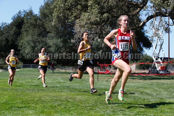 2014StanfordD2Girls-117.JPG - D2 girls race at the Stanford Invitational, September 27, Stanford Golf Course, Stanford, California.