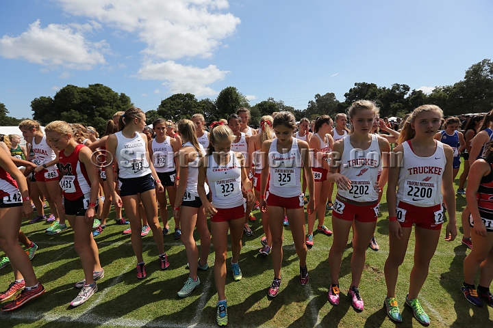 2014StanfordSeededGirls-265.JPG - Seeded girls race at the Stanford Invitational, September 27, Stanford Golf Course, Stanford, California.