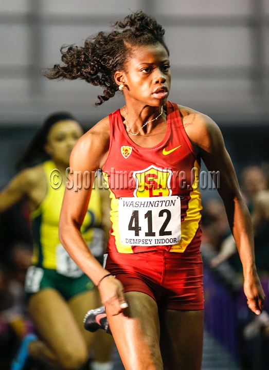2014UWIndoorPreview-008.JPG - Jan 18, 2014; Seattle, WA, USA; in the UW Indoor preview meet at the Dempsey Indoor Track.
