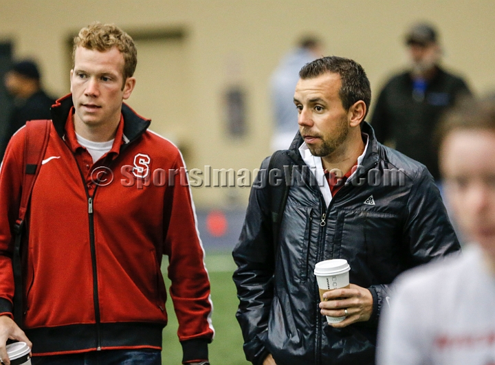 2014UWIndoorPreview-012.JPG - Jan 18, 2014; Seattle, WA, USA; in the UW Indoor preview meet at the Dempsey Indoor Track.