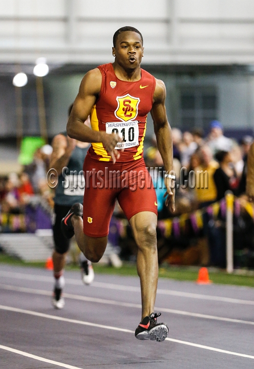 2014UWIndoorPreview-013.JPG - Jan 18, 2014; Seattle, WA, USA; in the UW Indoor preview meet at the Dempsey Indoor Track.