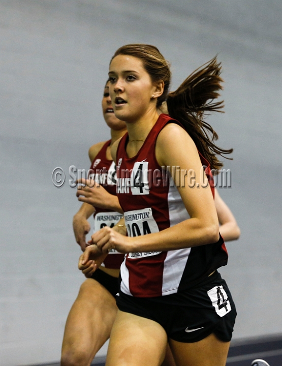 2014UWIndoorPreview-024.JPG - Jan 18, 2014; Seattle, WA, USA; in the UW Indoor preview meet at the Dempsey Indoor Track.