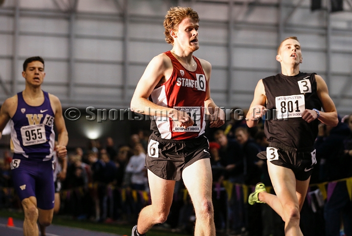 2014UWIndoorPreview-044.JPG - Jan 18, 2014; Seattle, WA, USA; in the UW Indoor preview meet at the Dempsey Indoor Track.