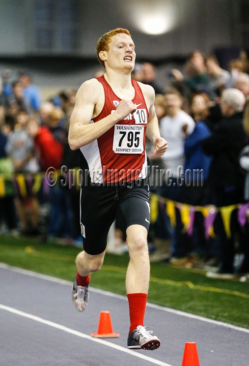 2014UWIndoorPreview-055.JPG - Jan 18, 2014; Seattle, WA, USA; in the UW Indoor preview meet at the Dempsey Indoor Track.
