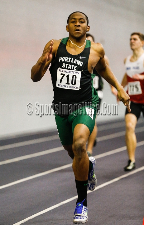 2014UWIndoorPreview-063.JPG - Jan 18, 2014; Seattle, WA, USA; in the UW Indoor preview meet at the Dempsey Indoor Track.