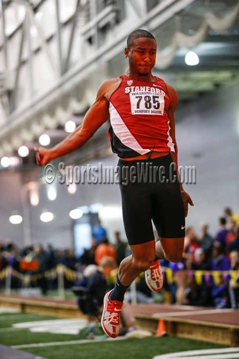 2014UWIndoorPreview-089.JPG - Jan 18, 2014; Seattle, WA, USA; in the UW Indoor preview meet at the Dempsey Indoor Track.