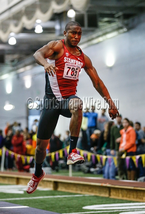 2014UWIndoorPreview-090.JPG - Jan 18, 2014; Seattle, WA, USA; in the UW Indoor preview meet at the Dempsey Indoor Track.