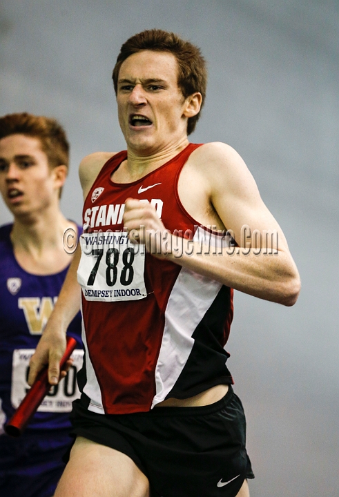 2014UWIndoorPreview-094.JPG - Jan 18, 2014; Seattle, WA, USA; in the UW Indoor preview meet at the Dempsey Indoor Track.
