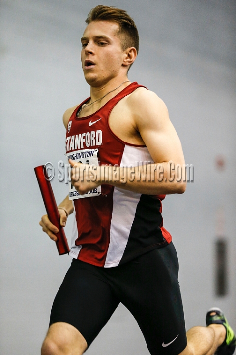 2014UWIndoorPreview-095.JPG - Jan 18, 2014; Seattle, WA, USA; in the UW Indoor preview meet at the Dempsey Indoor Track.