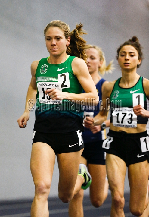 2014UWIndoorPreview-116.JPG - Jan 18, 2014; Seattle, WA, USA; in the UW Indoor preview meet at the Dempsey Indoor Track.