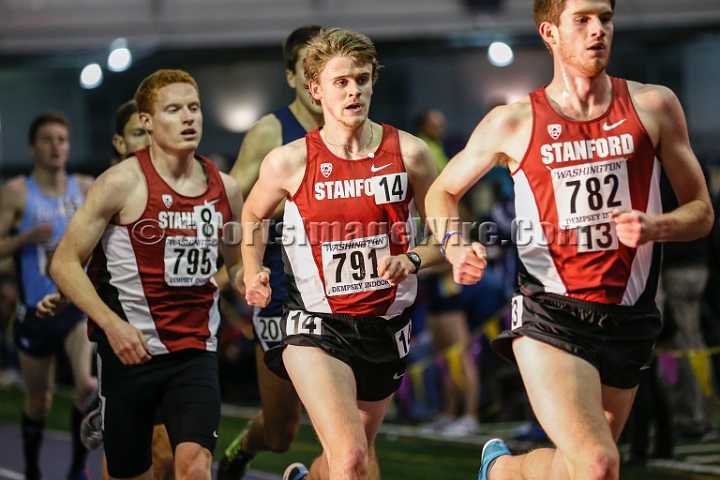 2014UWIndoorPreview-130.JPG - Jan 18, 2014; Seattle, WA, USA; in the UW Indoor preview meet at the Dempsey Indoor Track.