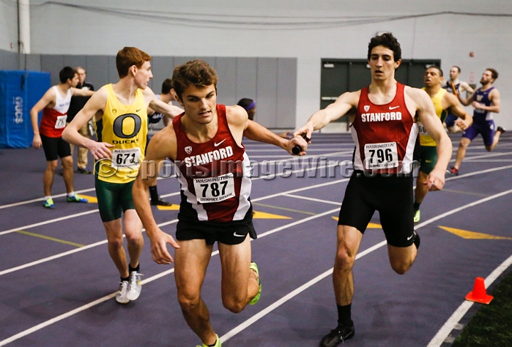 2014UWIndoorPreview-140.JPG - Jan 18, 2014; Seattle, WA, USA; in the UW Indoor preview meet at the Dempsey Indoor Track.