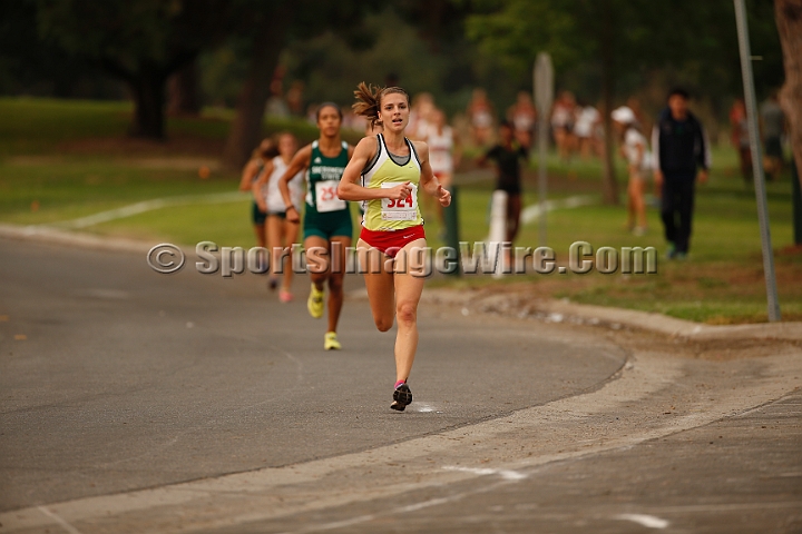 2015FresnoXC-126.JPG - Sept. 11, 2015, Fresno State Cross Country Invitational, Woodward Park, Fresno, California..