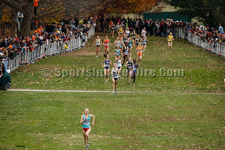 2015NCAAXC-0110.JPG - 2015 NCAA D1 Cross Country Championships, November 21, 2015, held at E.P. "Tom" Sawyer State Park in Louisville, KY.