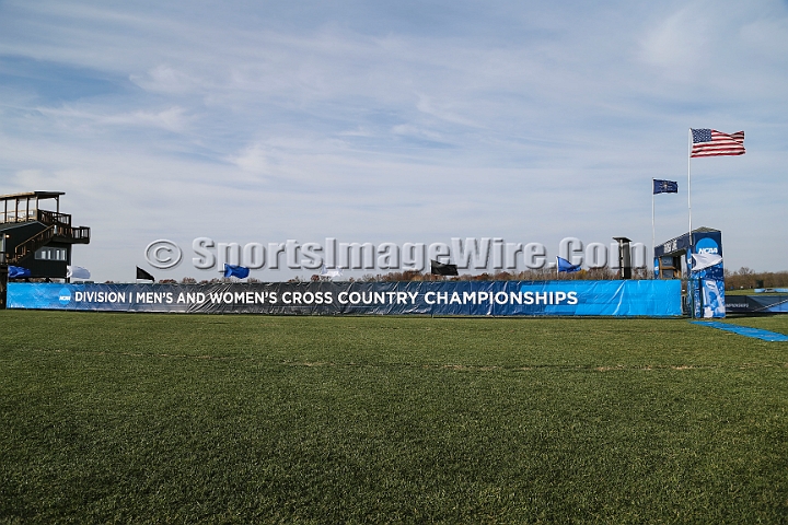 2016NCAAXCFri-003.JPG