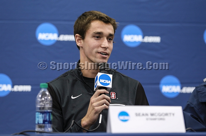 2016NCAAXCFri-024.JPG
