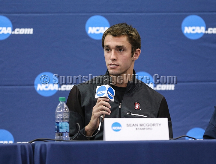 2016NCAAXCFri-025.JPG
