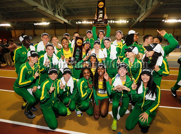 2016NCAAIndoorsSat-0115.JPG - The Oregon men's and women's teams won the team titles during the NCAA Indoor Track & Field Championships Saturday, March 12, 2016, in Birmingham, Ala. (Spencer Allen/IOS via AP Images)