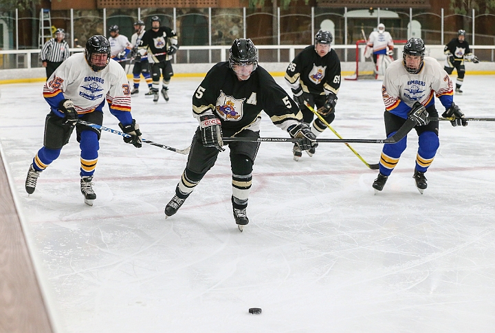 2016Bombers7-17-024.JPG - July 17, 2016 - Snoopy's Senior World Hockey Tournament. Snoopy's Ice House, Santa Rosa, CA, USA