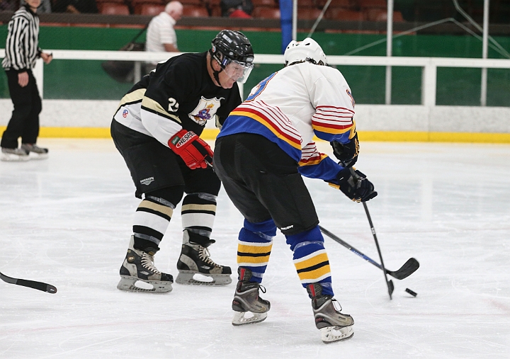 2016Bombers7-17-027.JPG - July 17, 2016 - Snoopy's Senior World Hockey Tournament. Snoopy's Ice House, Santa Rosa, CA, USA