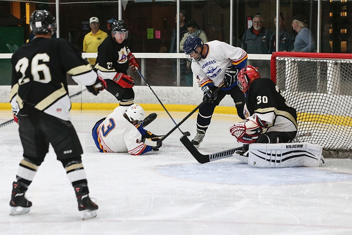 2016Bombers7-17-029.JPG - July 17, 2016 - Snoopy's Senior World Hockey Tournament. Snoopy's Ice House, Santa Rosa, CA, USA