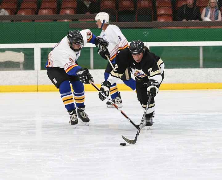 2016Bombers7-17-030.JPG - July 17, 2016 - Snoopy's Senior World Hockey Tournament. Snoopy's Ice House, Santa Rosa, CA, USA