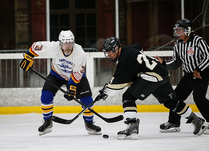 2016Bombers7-17-041.JPG - July 17, 2016 - Snoopy's Senior World Hockey Tournament. Snoopy's Ice House, Santa Rosa, CA, USA