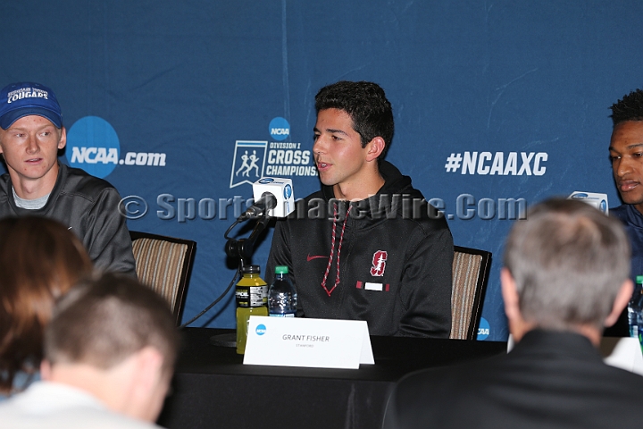 2017NCAAXCFri-008.JPG