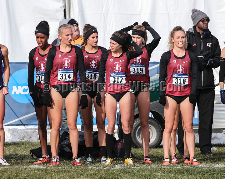 2018NCAAXCSat-035.JPG - November 17, 2018, Madison WI; the NCAA Cross Country Championships.