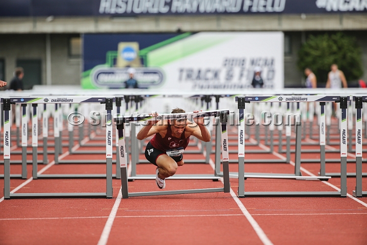 2018NCAAThur-07.JPG - 2018 NCAA D1 Track and Field Championships, June 6-9, 2018, held at Hayward Field in Eugene, OR.