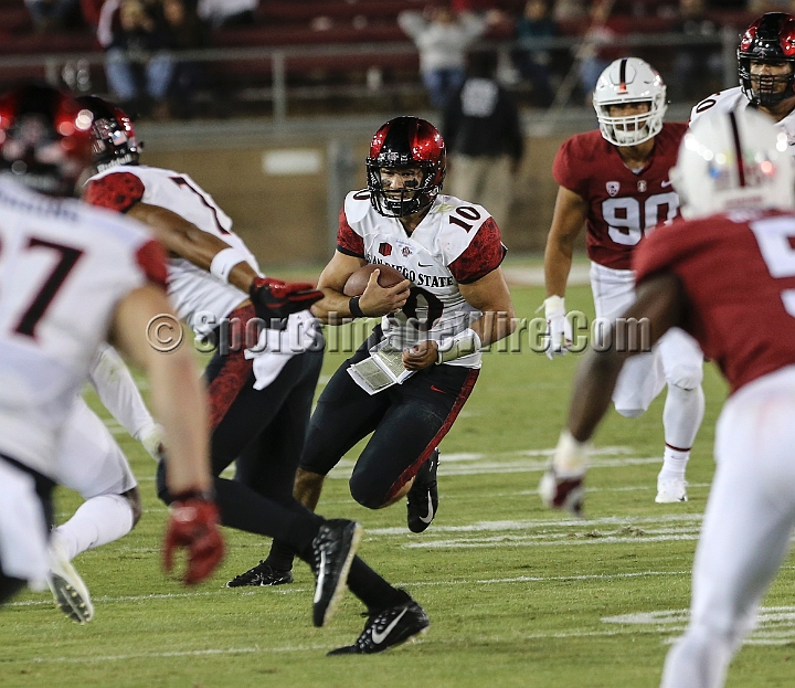 20180831SanDiegoatStanford-17.JPG - San Diego State quarterback Christian Chapman (10) runs for 6 yards to end the third quarter during an NCAA football game against the Stanford Cardinal in Stanford, Calif. on Friday, August 31, 2017. Stanford defeated San Diego State 31-10. 