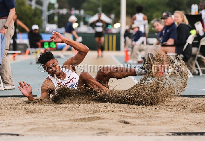 2019NCAAWestSat-075.JPG - 2019 NCAA D1 West T&F Preliminaries, May 23-25, 2019, held at Cal State University in Sacramento, CA.
