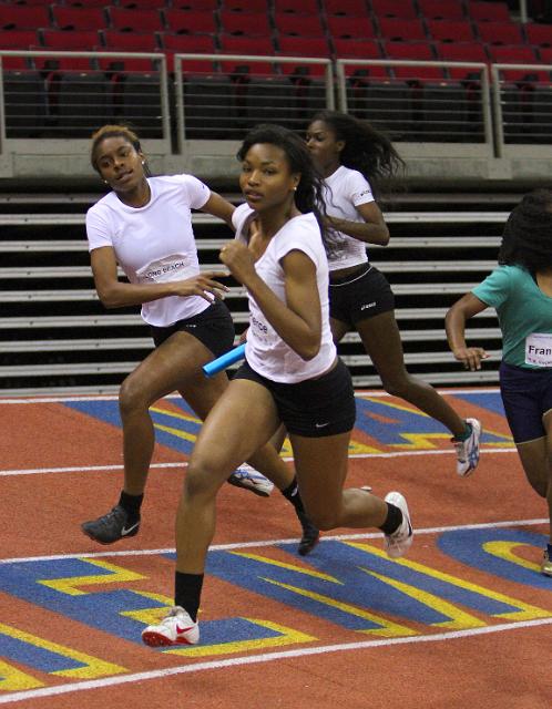 DreamIndoorHS-319.JPG - 2010 California High School Indoor Invitational track and field meet, February 6, 2010 at the Save Mart Center, Fresno, CA.