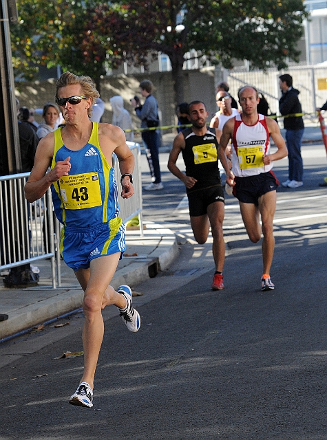 MMG_5151.JPG - 2010 Applied Materials Silicon Valley Turkey Trot/Elite 5K
