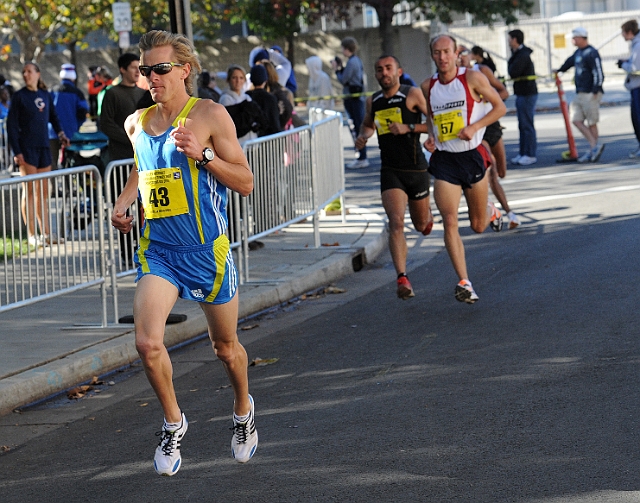 MMG_5153.JPG - 2010 Applied Materials Silicon Valley Turkey Trot/Elite 5K