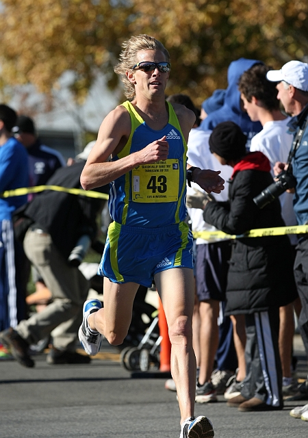 SFA_9398.JPG - 2010 Applied Materials Silicon Valley Turkey Trot Elite 5K, November 25, San Jose< California