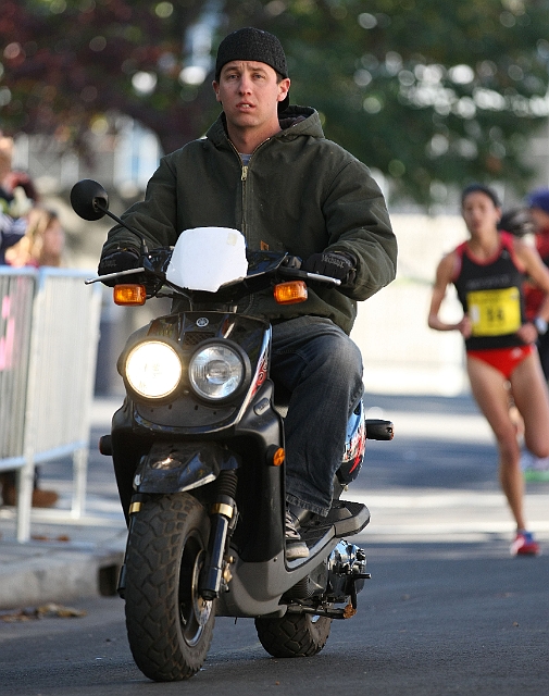 SFA_8902.JPG - 2010 Applied Materials Silicon Valley Turkey Trot Elite 5K, November 25, San Jose< California
