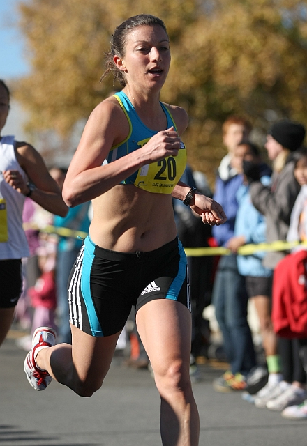 SFA_9021.JPG - 2010 Applied Materials Silicon Valley Turkey Trot Elite 5K, November 25, San Jose< California