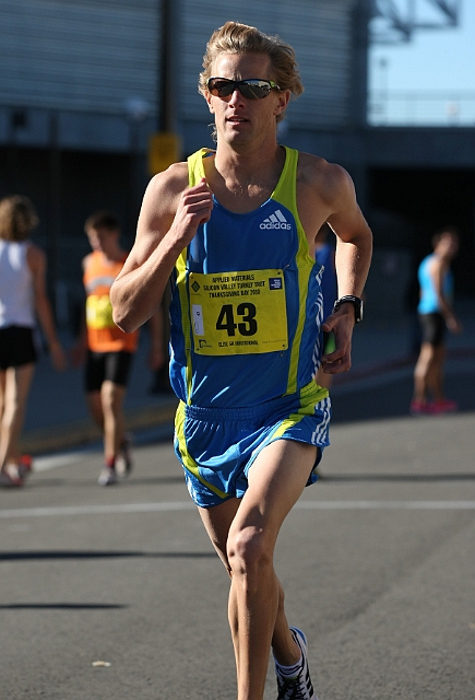SFA_9070.JPG - 2010 Applied Materials Silicon Valley Turkey Trot Elite 5K, November 25, San Jose< California