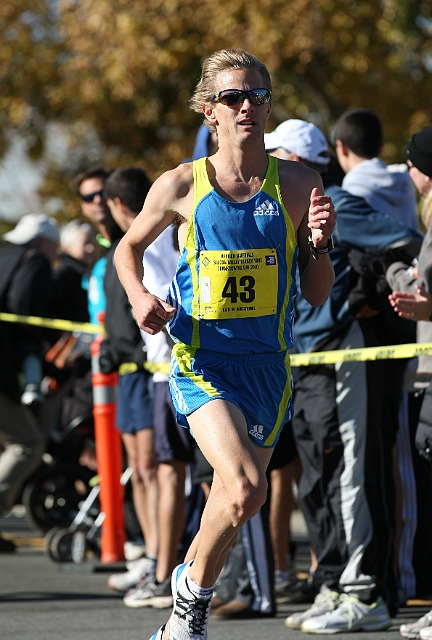 SFA_9400.JPG - 2010 Applied Materials Silicon Valley Turkey Trot Elite 5K, November 25, San Jose< California