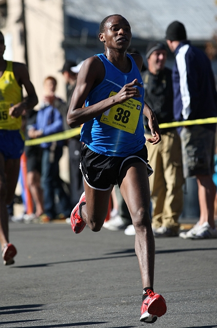 SFA_9435.JPG - 2010 Applied Materials Silicon Valley Turkey Trot Elite 5K, November 25, San Jose< California
